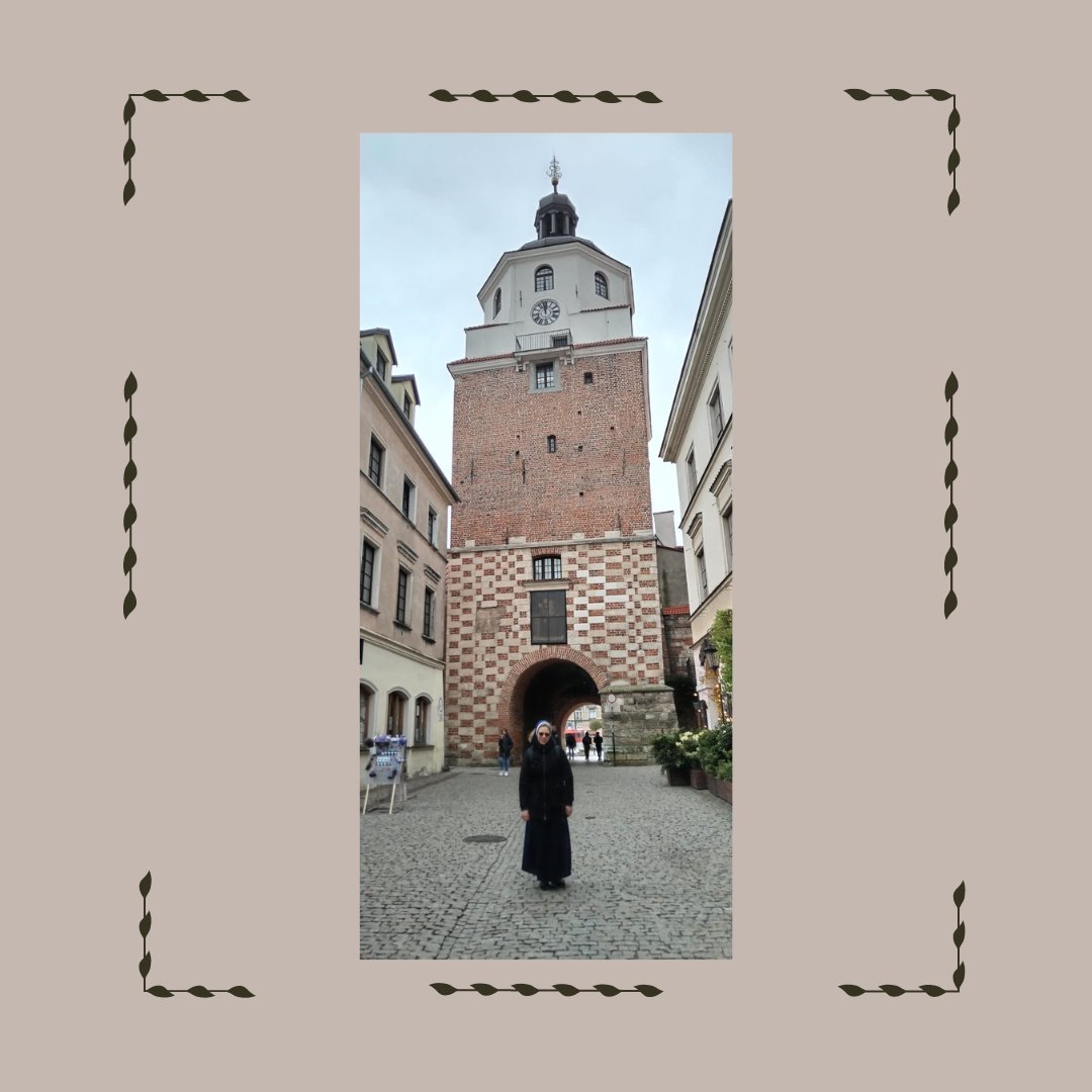 S. Prof. Teresa Obolevitch sends our students her greetings from Lublin. Safe travels, Sister!
#professor #AcademicSuccess #AcademicExcellence #academicresearch #StudyAbroad #learn #studygram #travelling