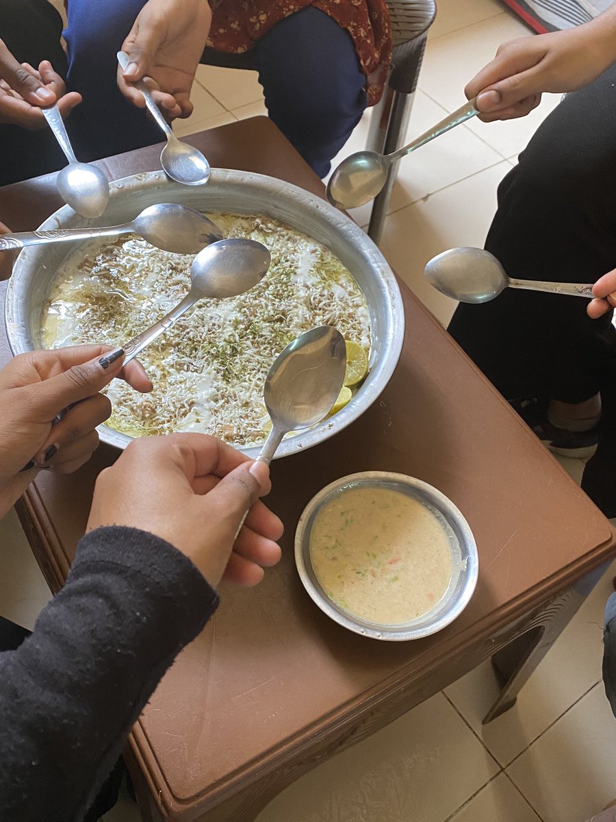 Mae_Alfaki's tweet photo. When you know you know # بيت البوش 
😭😭😭😭 https://t.co/1JdiUGf51p