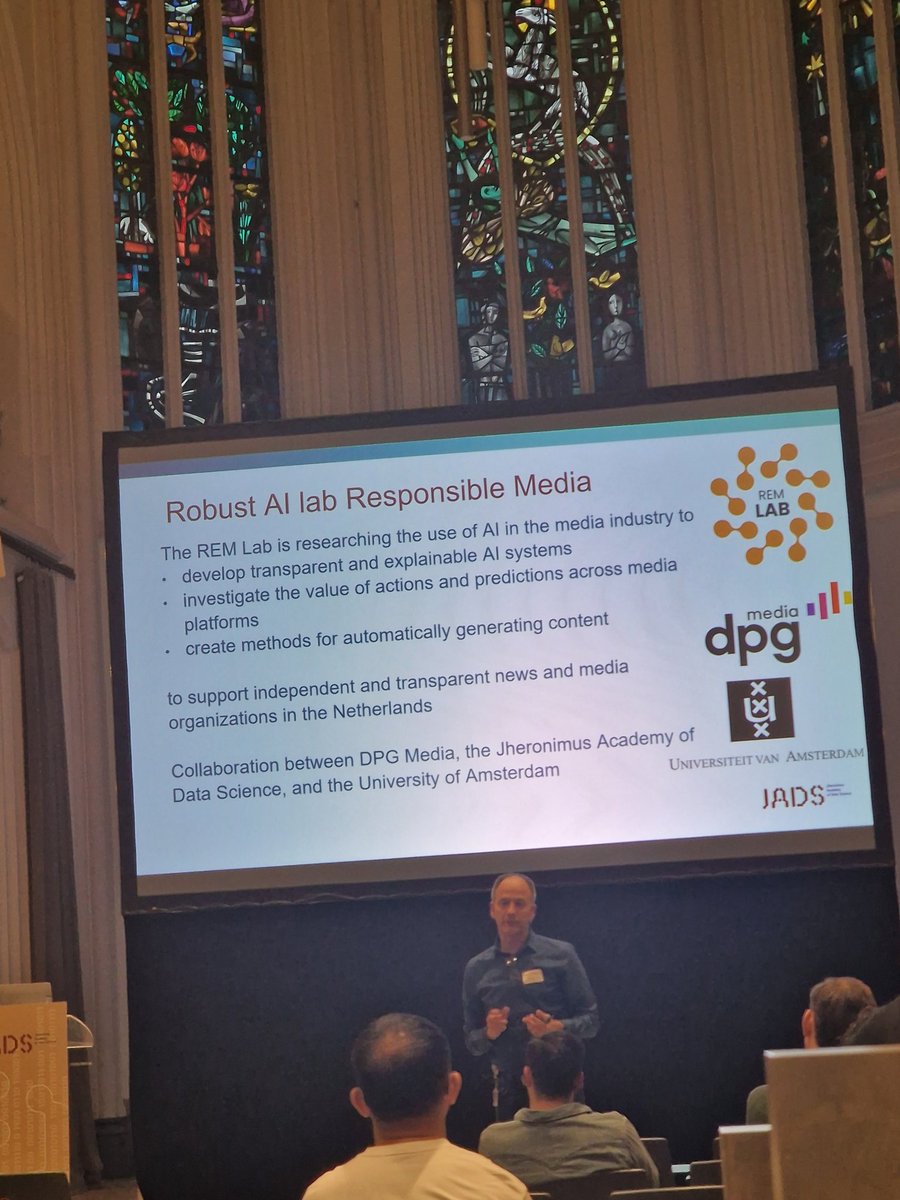 ManelSlokom's tweet photo. #RecSysNL is back.
@McWillemsen is opening the session introducing @jadatascience .
P.S. the location is just amazing.
Thanks @DPGMediaAI for sponsoring the RecSysNL. https://t.co/gs3GFbuRMm