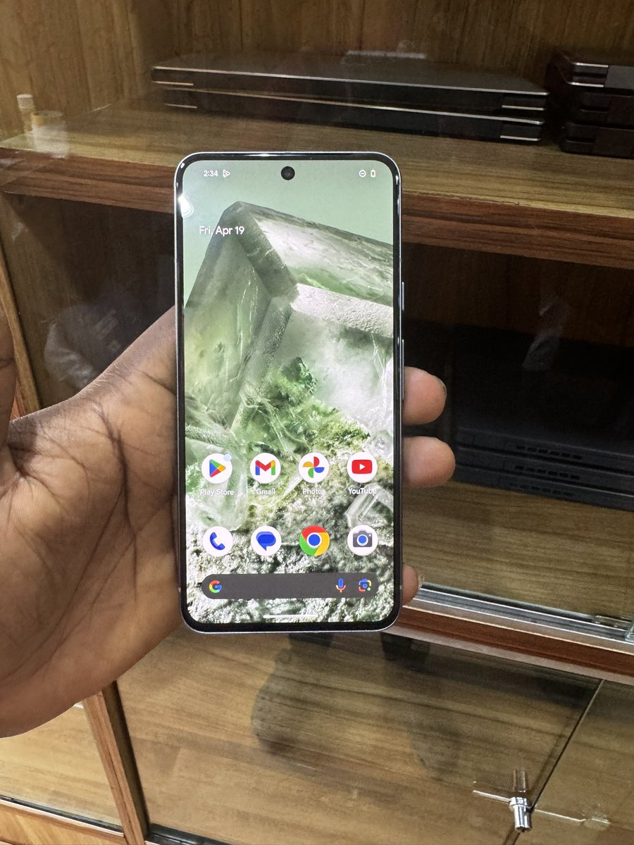 How much do you want to give me for this Google Pixel 8?