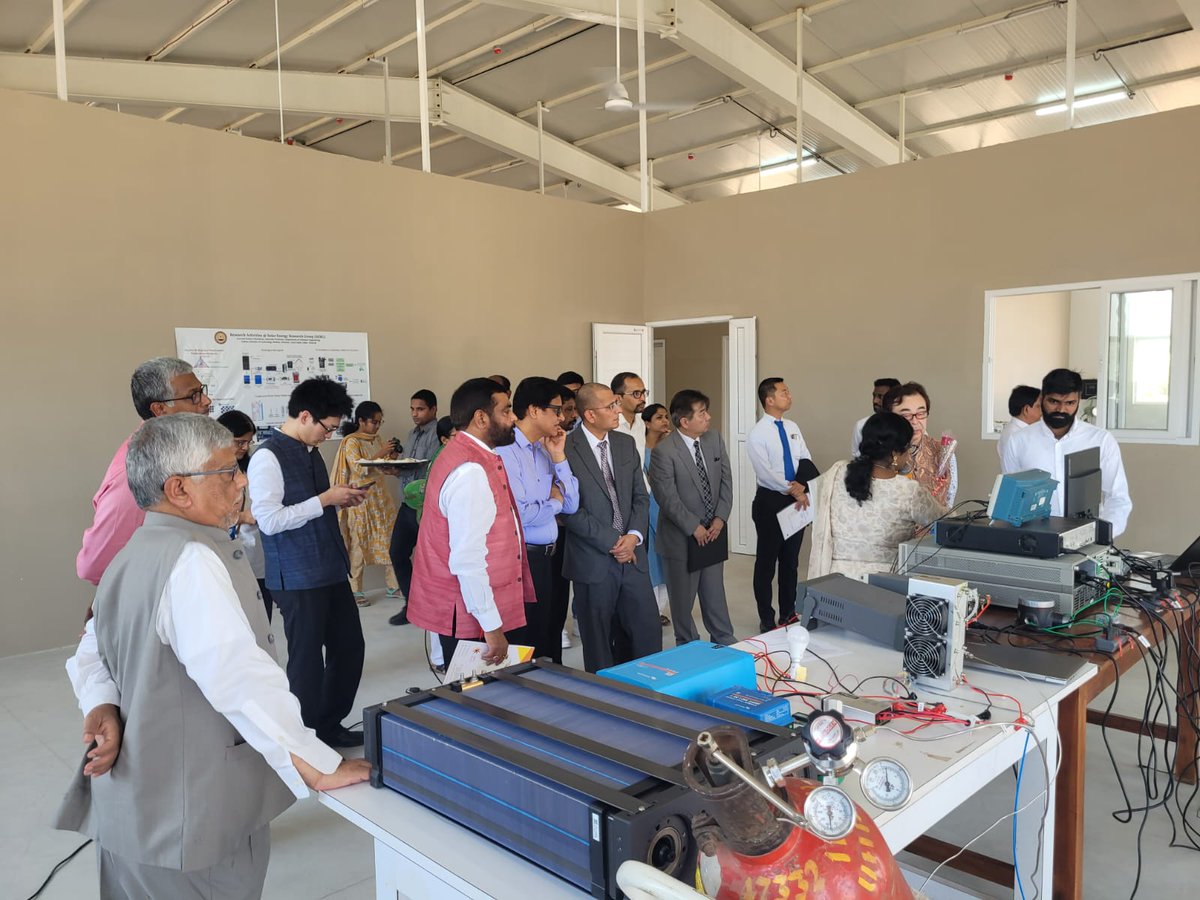 aravindIITM's tweet photo. We are delighted to announce our partnership with @Yokogawa  to establish ‘Clean Energy Innovation Lab’. This lab will focus exclusively on R&amp;D related to hydrogen utilization. @iitmadras is strongly committed to contribute to National Green Hydrogen Mission (1/n) https://t.co/rhTFKP0jmt