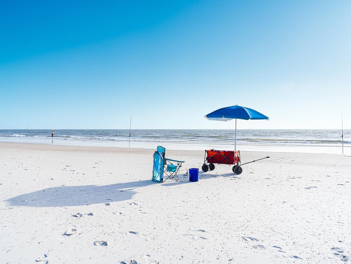 Who's ready for some sunshine & pristine beaches? Florida's Historic Coast has 42 miles of them! We saved a spot for you! 📸 @photoadroit bit.ly/2RWnQxe

#Beaches #FloridasHistoricCoast #PonteVedraBeach #StAugustine #Travel #Vacation