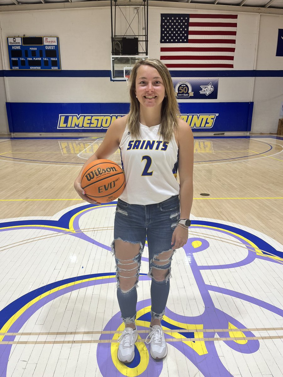 graycie poe tweet media