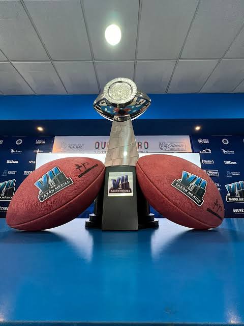 EventravelQRO's tweet photo. El Comisionado de la Liga de Futbol Americano, Alejandro Jaimes, destacó a #Querétaro como la sede ideal para un #EventoDeportivo de esta magnitud, gracias a las instalaciones del estadio, la conectividad, la privilegiada ubicación geográfica, y la infraestructura turística. https://t.co/2TBLQso2vo