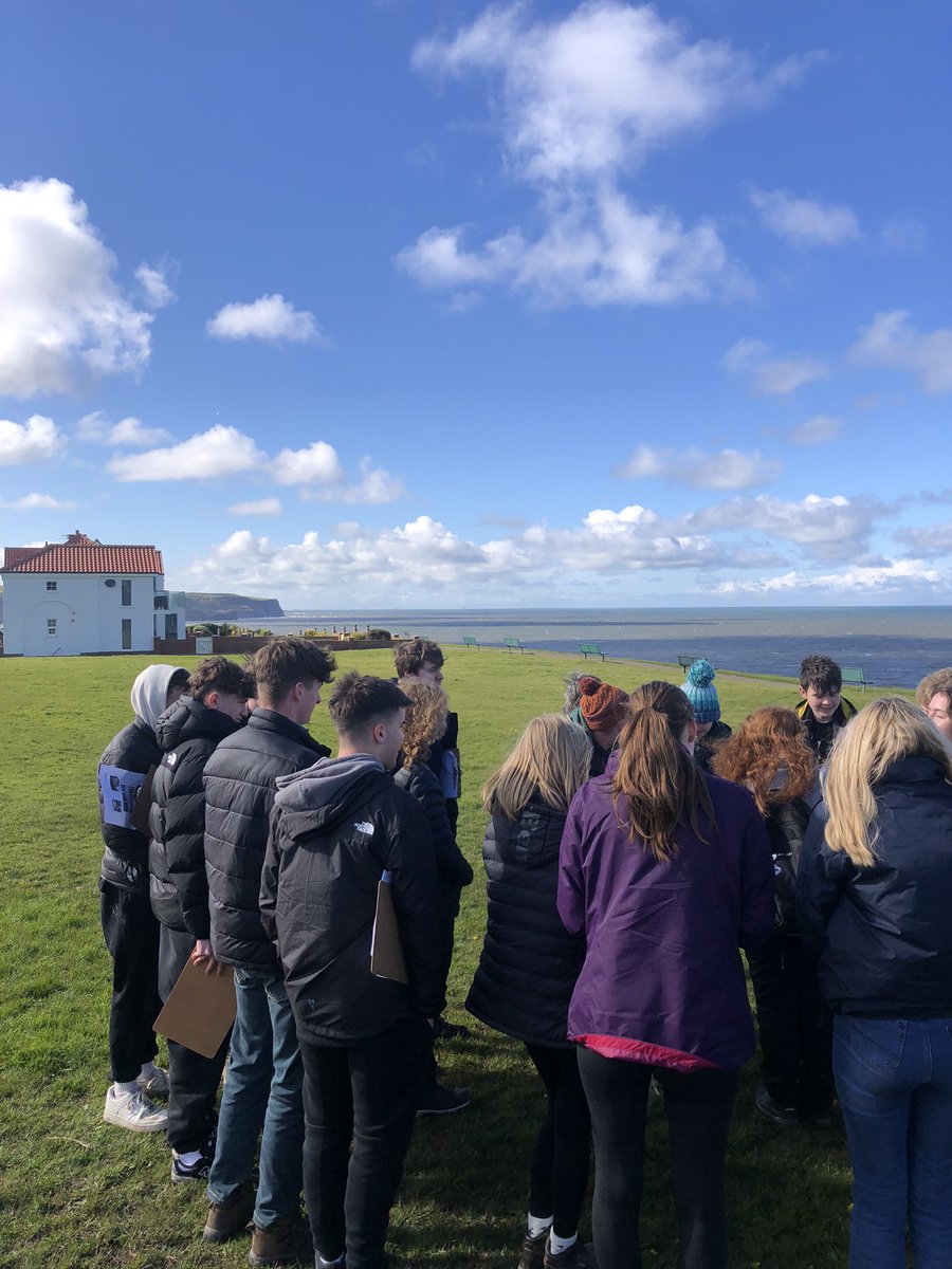 QEGSgeography's tweet photo. The second part of our afternoon on Whitby has seen students conducting human geography fieldwork. https://t.co/wwJLj6wSOG
