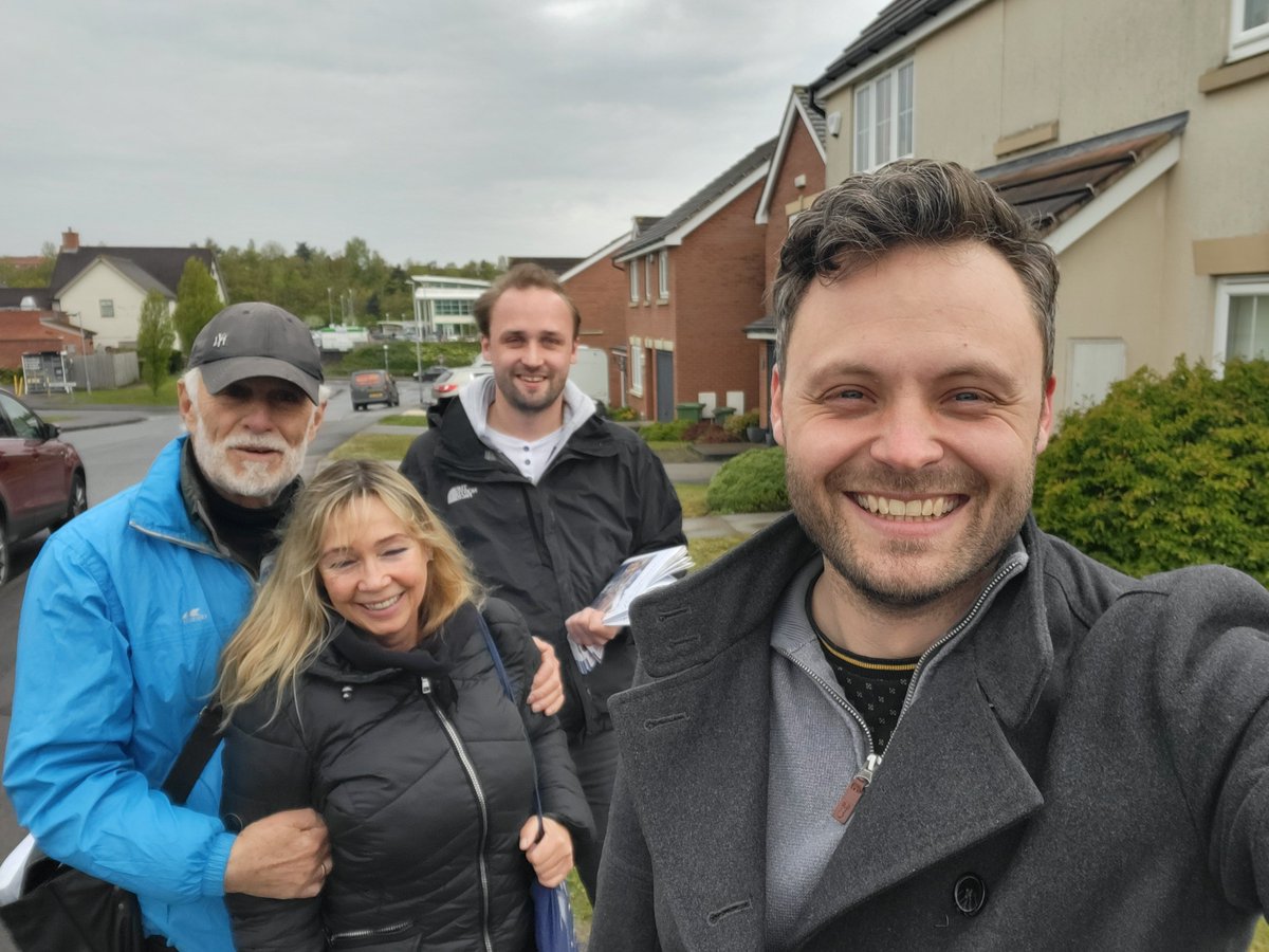 Fabulous #Mansfield team out ahead of next week's election for a regional Mayor for #Derbyshire and #Nottinghamshire, spreading the news. It's a £4bn investment in our part of the world and a chance to tackle some key issues, like fixing our #roads, improving public #transport…