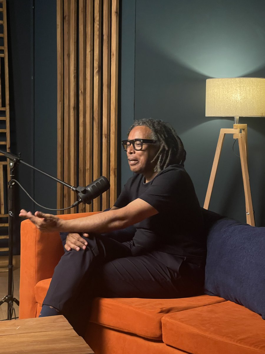 ahmadabubakr's tweet image. بالأمس سعدت بلقاء المُلهِم @amuda الرئيس التنفيذي و مؤسس مجموعة @Destinia في حوار لأول مرة باللغة العربية يتناول التجربة الفريدة و الثرية في عالم وكالات السفر و الأعمال الرقميّة.