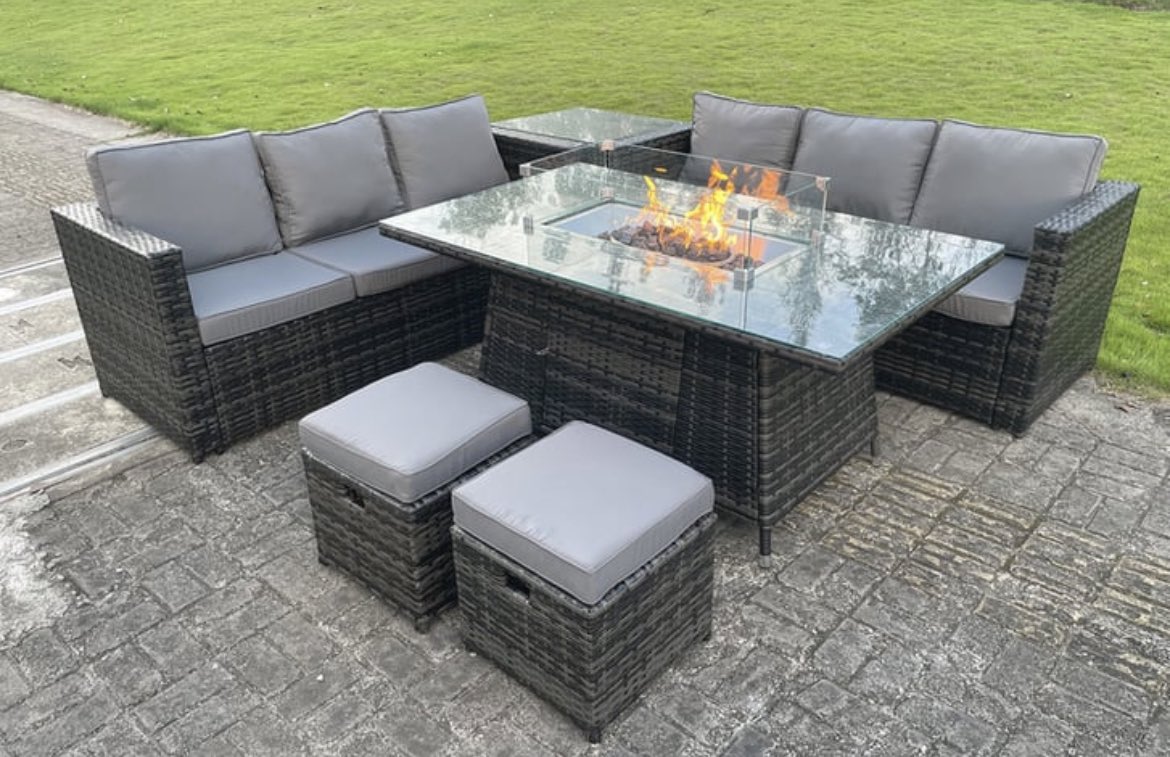 A stunning focal point for your garden, this rattan furniture set with central fire would look stunning on your patio 🧡 Great price, great product, great reviews! Check it out here ➡️ awin1.com/cread.php?awin…