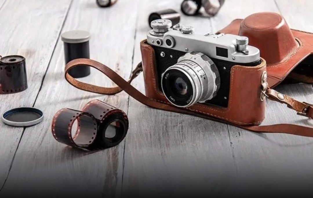 Photographer Develops
Film with World's First
Cannabis Developer
#invention