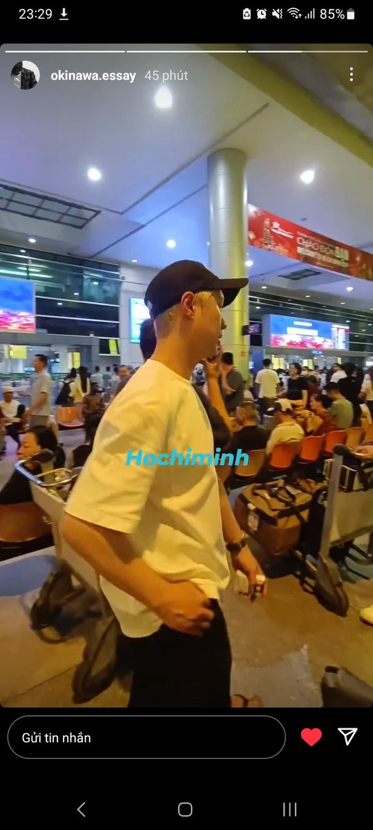 HwangYoshi's tweet photo. Seungho is in HCM city VietNam now
@ IG : okinawa.essay

#MBLAQ​ #엠블랙 #YangSeungHo #양승호 #LeniM https://t.co/Wc7PrZ7tN2