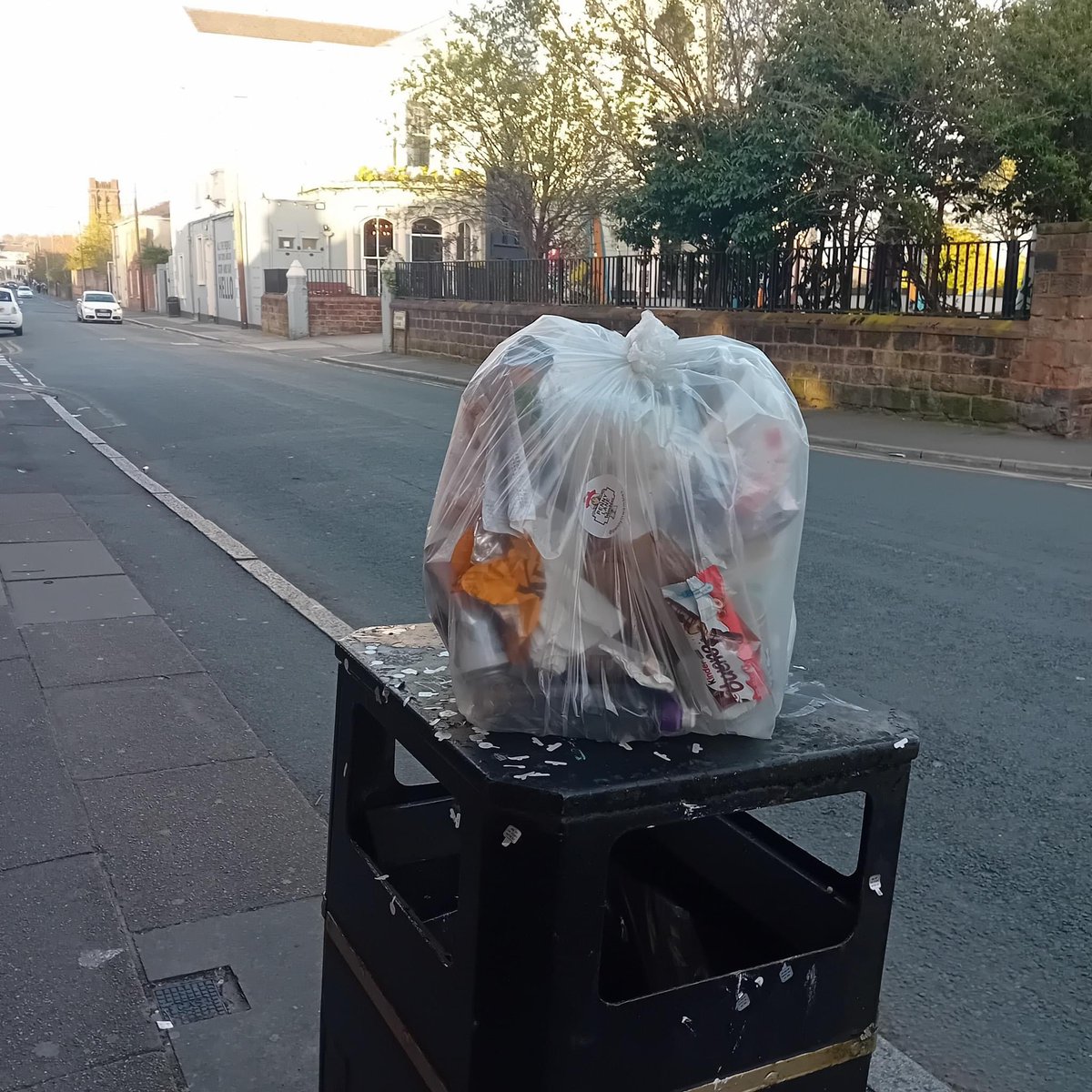 Alix made the most of the lush weather and did Karslake-Alverston-Stalbridge-Greenbank-PennyLane

1 bag of litter

#pennylanewombles #litterpicking #sustainable #gogreen #savetheplanet #beatles #pennylane #thebeatles #liverpool #keepbritaintidy #litter