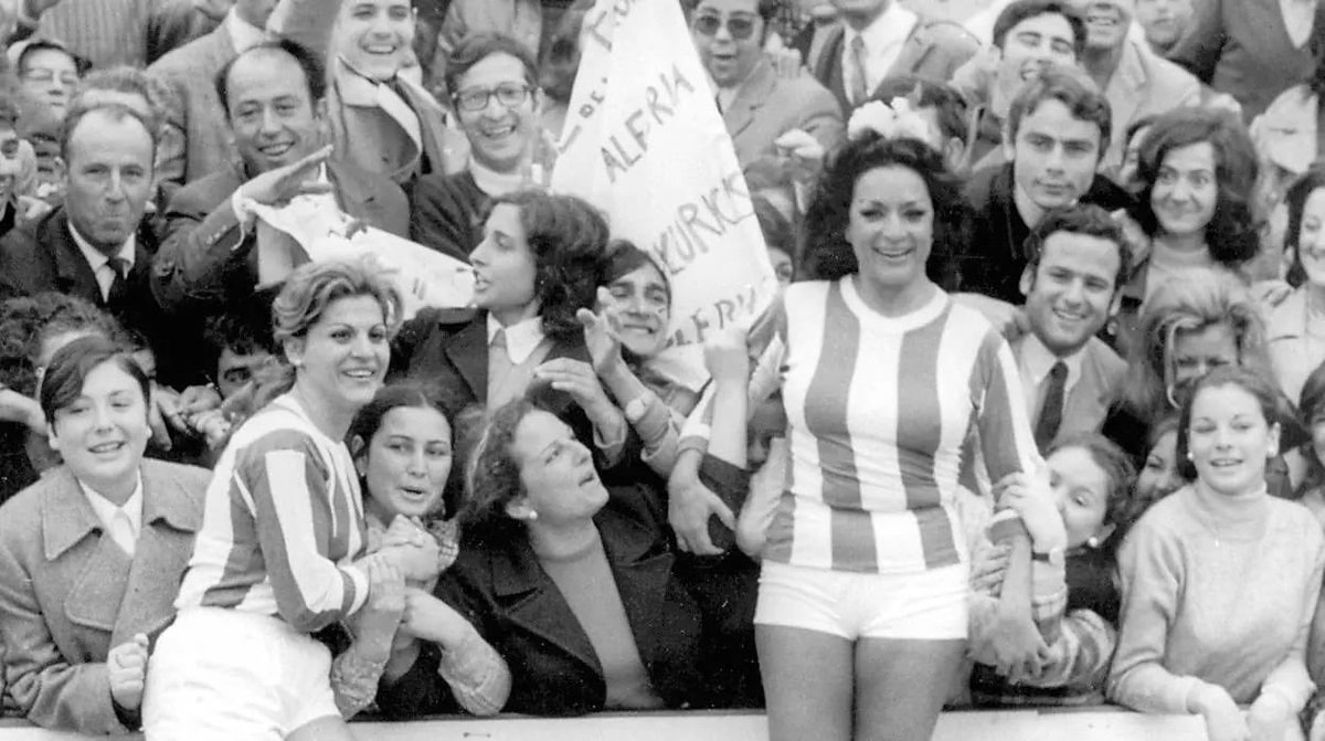 Dentro de la Semana Cultural,desde  Educación Física e Historia se ha realizado la actividad “Cien años de fútbol femenino en España:educación,cultura y deporte”con alumnos de 2º Bach,recordando los orígenes del fútbol femenino en España y la lucha por la igualdad en este deporte