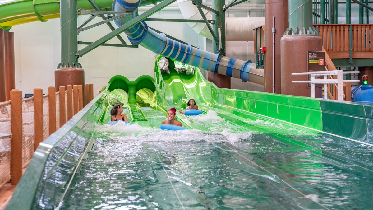 Who needs a tropical getaway? 🙋 No need for a plane ticket... Dive into endless beach vibes at the Pocono Mountains' amazing waterpark resorts! 💦 poconomountains.pulse.ly/ogwku2xbgg #PoconoMtns #PoconoBucketList #WaterPark