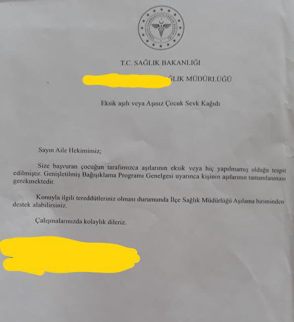 Bebeklik ve çocukluk aşı reddi çoğaldıkça Sağlık Bakanlığı Aile Hekimlerine baskıyı arttırıyor.
Aile hekimlerinin işi zor;  bir yanda kurum baskısı, bir yanda aşı denen zehirden bebeklerini korumak isteyen aileler.

Tam işgâl rejimi.