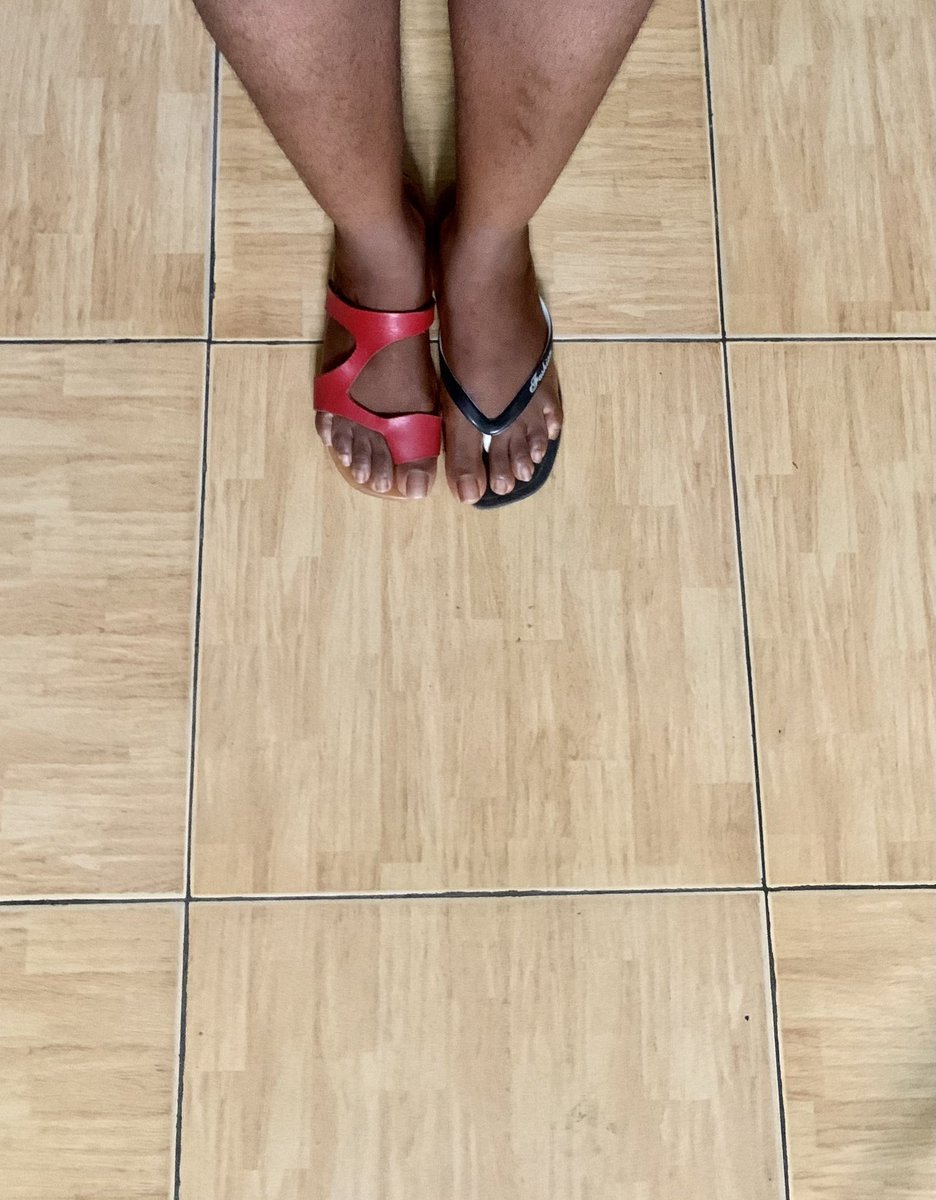 Rhoda_Inaju's tweet photo. I did a Vox Pop today, knowing I’d be walking around for hours, I decided to wear slippers to the location before the interviews, but I kept my flat shoe in the bag.

Brethren, this was how I stepped out of my compound, what if I didn’t carry the shoe? 😂

#TalkingMachine🎤 https://t.co/8RQXEkIJCG