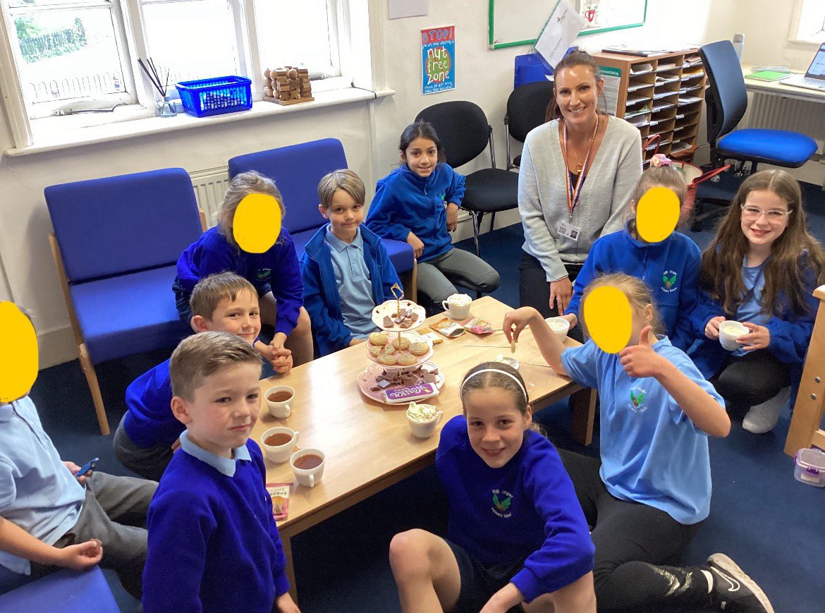 A lucky group of children won some of Wonka’s golden tickets and got to have hot chocolate and biscuits in the staff room with Mrs Evans, our headteacher! 

They even got whipped cream on their hot choc! Deeeeelicious ☕️🍪