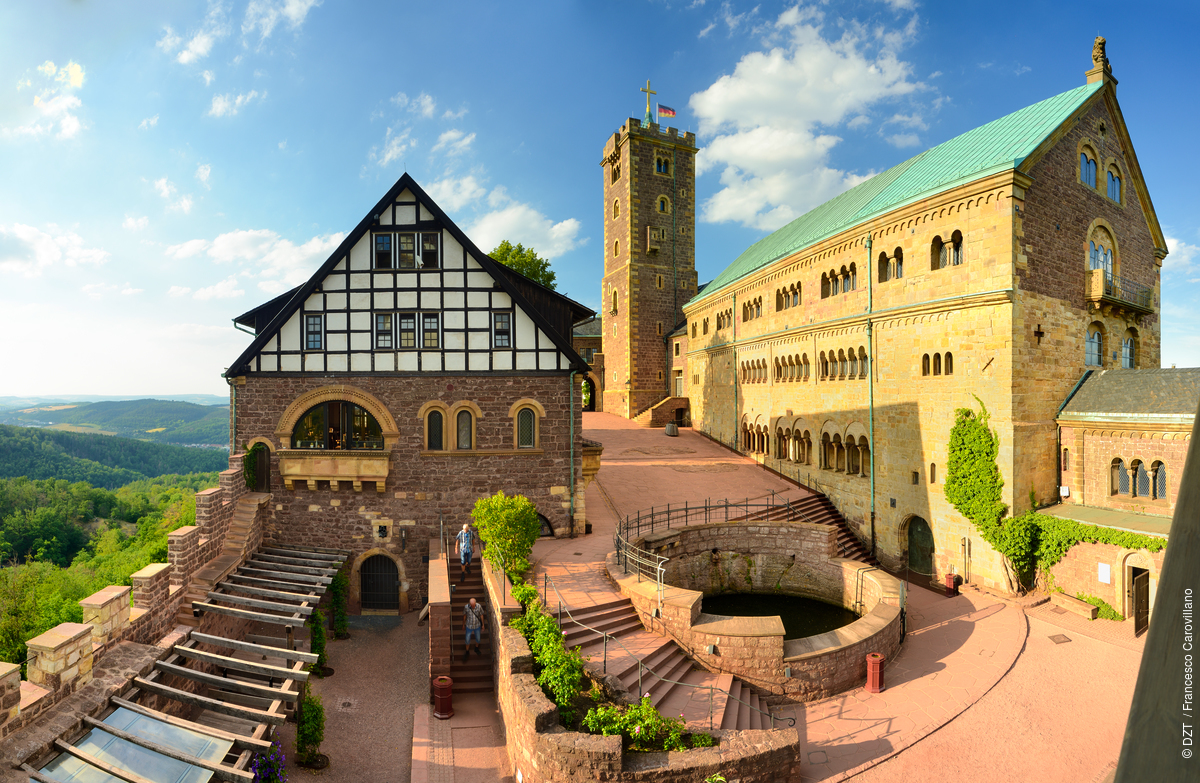 Have you visited Wartburg Castle in Eisenach? 🏰📜This UNESCO World Heritage site offers 957 years of history to explore!