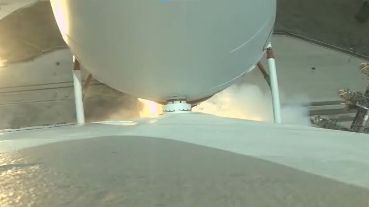 'Rocket cam' takes you aboard final launch of ULA's Delta IV Heavy (video) trib.al/FwhmvjZ