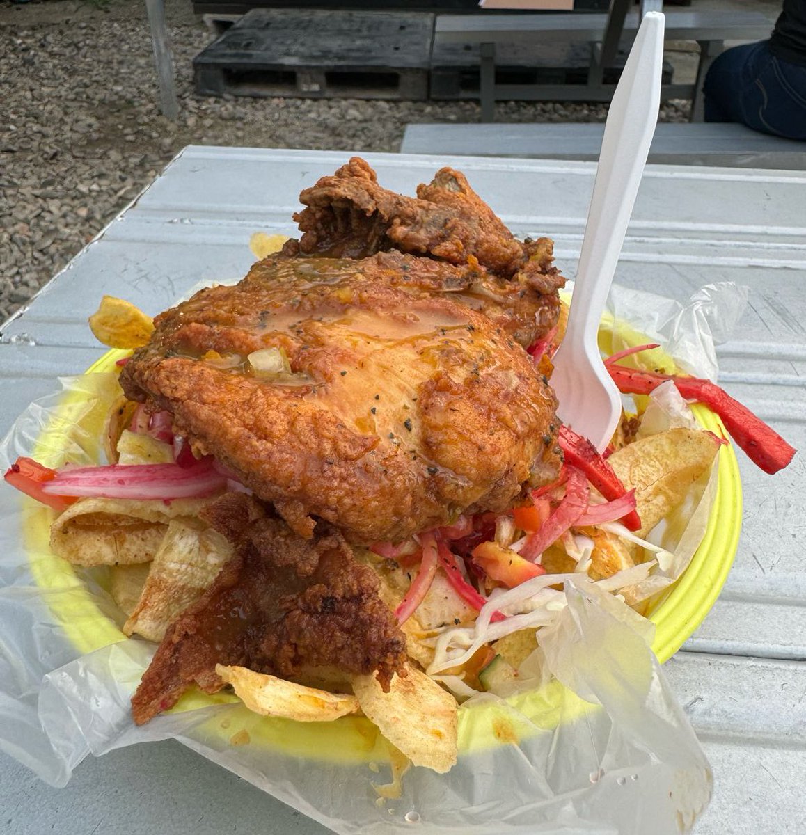 POLLOS LOS HERMANOS tweet media