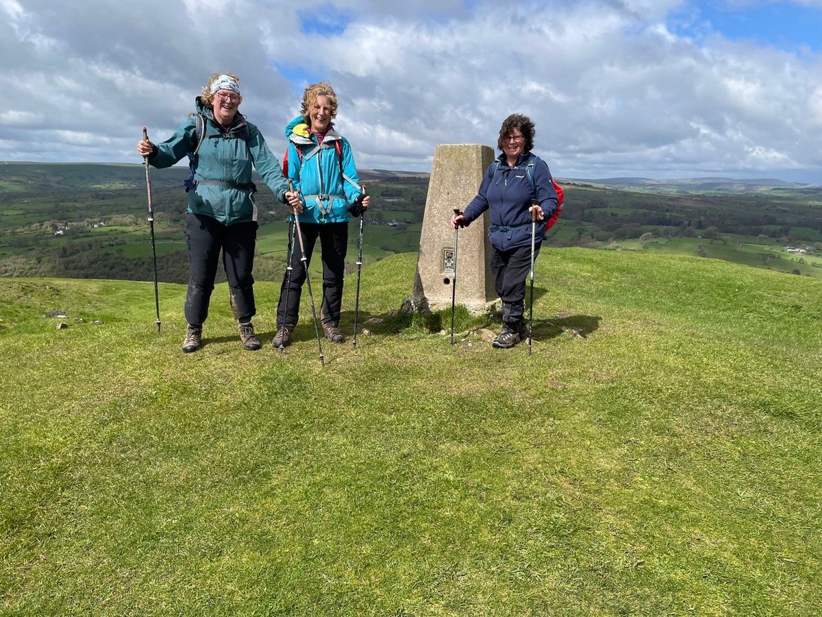 The @SMWalkingFest is back, with 40+ events across 11 days, including... Free Nordic Walking taster session, 1st May: find out how the poles propel you along, on a gentle 2 mile stroll at Ilam Park👉 exercise-anywhere.com/event/303699-P… #EnjoyStaffs #Staffordshire 📷 Janneke Gorzeman