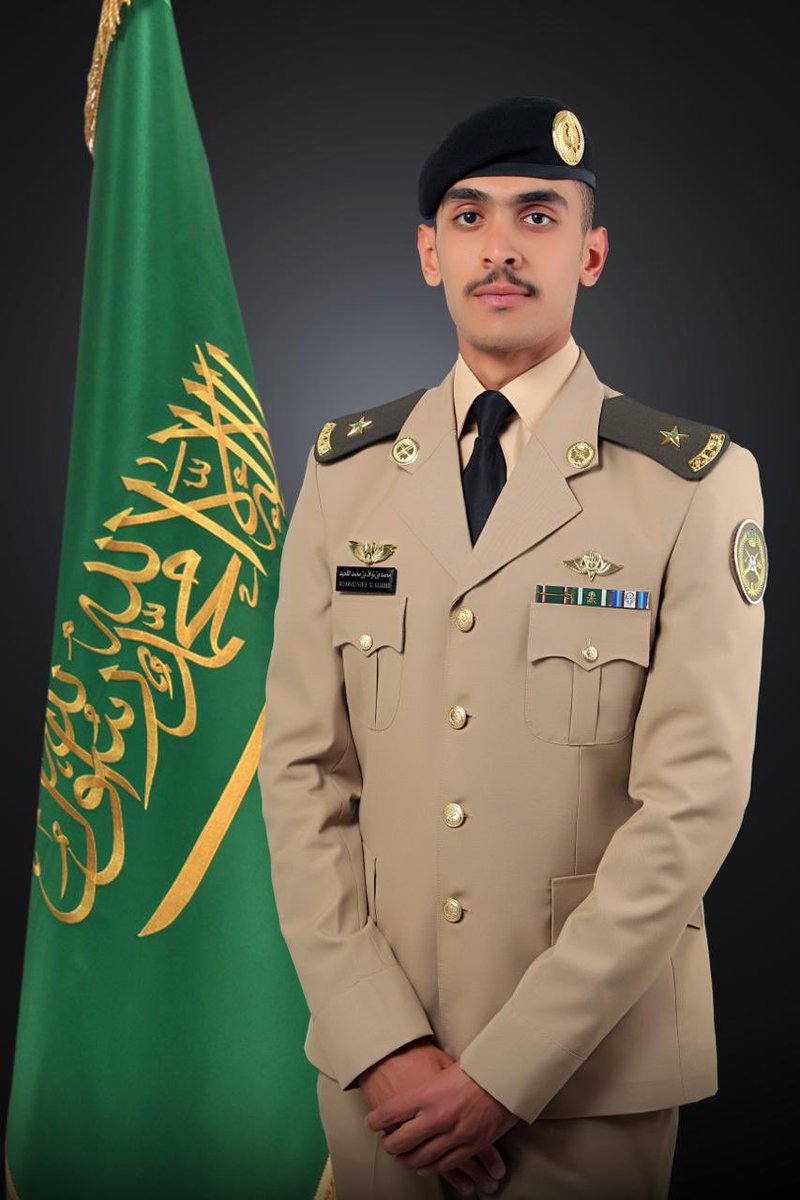 أبارك لابن أخي محمد بن نواف بن محمد اللحيد تخرجه من الكلية الحربية ، اسأل الله له التوفيق والسداد في خدمة دينه ومليكه و وطنه 🇸🇦