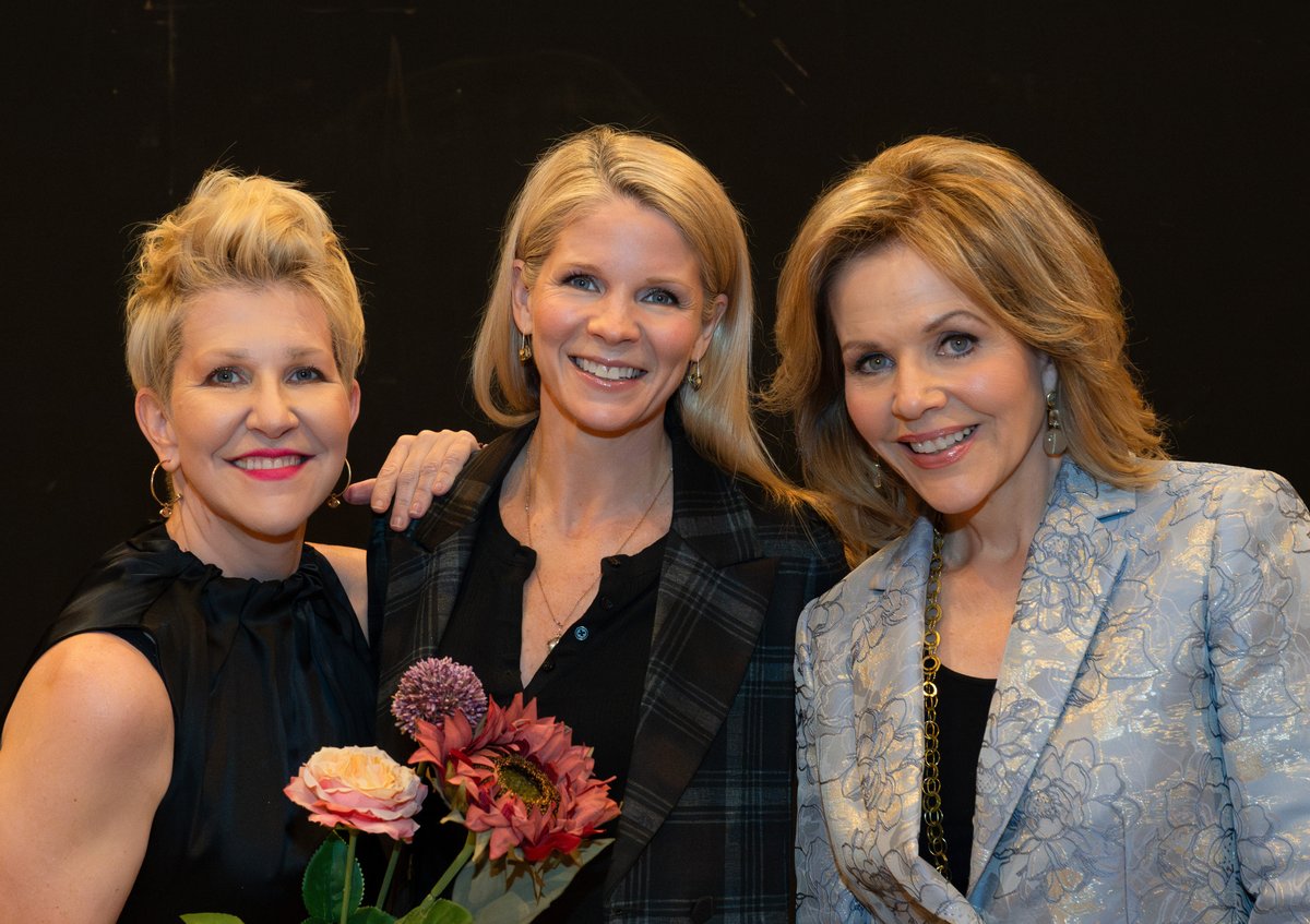 These iconic divas are officially back in the building! Sopranos Renée Fleming and Kelli O’Hara and mezzo-soprano Joyce DiDonato have returned as the lush trio of leading ladies in our revival of Kevin Puts’s The Hours. We’re thrilled to have them back!