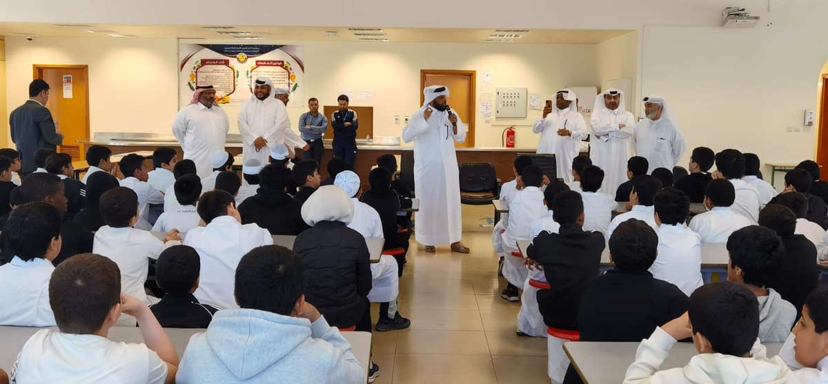 ummalqorapsb's tweet photo. ضمن مساهمات مجلس الأمناء 
توجيهات توعوية لطلاب الصف السادس بخصوص الاختبارات التحصيلية وآلية الاستعداد لها 
تقديم سعادة الشيخ / 
عبد العزيز بن عبد آلرحمن آل ثاني 
رئيس مجلس الأمناء 
بحضور الإدارة العليا للمدر��ة 
وممثلين من أعضاء مجلس الأمناء 
الأربعاء 24-4-2024م https://t.co/GsYMUWXe9P