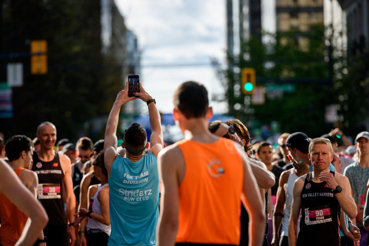 Share your race day snaps with us using #VanSunRun or by tagging us using @VancouverSunRun! We'd love to see your experience of our 40th-anniversary race!