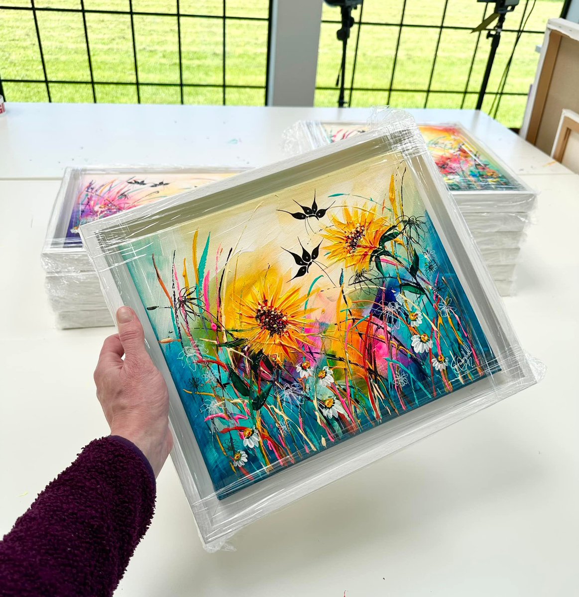 Butterfly collection launched today to my website, all new original paintings floated & framed #artcollector #irishart #contemporaryart 

emmacampbellart.com/collections/or…