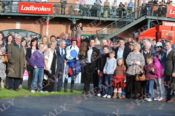 Pat Healy (@patcashhealy) on Twitter photo 🐎 <a href="/Fairyhouse/">FairyhouseRacecourse</a> 25-April-2011
#FromTheArchives #Memories #OnThisDay #HorseRacing #13yearsold
"Arklow Ger"
O- Michael Joseph Murray
T- <a href="/nolan_racing/">Paul Nolan</a>
J- <a href="/AlainCawley/">Alain Cawley</a>
(c)healyracing.ie 🐎 <a href="/Fairyhouse/">FairyhouseRacecourse</a> 25-April-2011
#FromTheArchives #Memories #OnThisDay #HorseRacing #13yearsold
"Arklow Ger"
O- Michael Joseph Murray
T- <a href="/nolan_racing/">Paul Nolan</a>
J- <a href="/AlainCawley/">Alain Cawley</a>
(c)healyracing.ie
