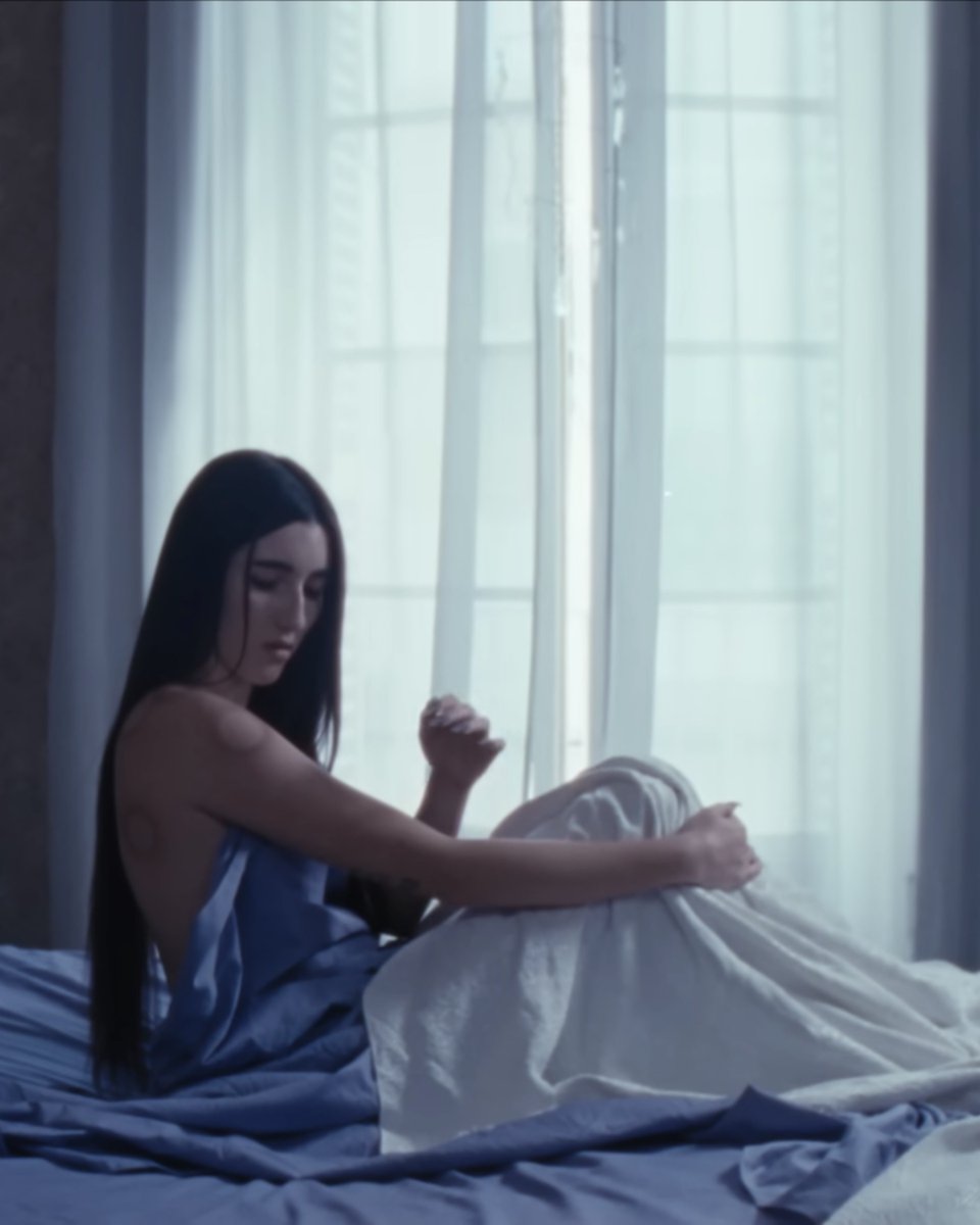 klein_mag's tweet photo. 🎶 Descubre el mundo sonoro de Judeline con su cautivadora y ambiental canción “Mangata”. 🌙
🤩 ¡No te pierdas su enigmático videoclip! 🔥🎥

⏩ Lee el artículo completo en: https://t.co/DQ3vrXPTdy

#Judeline #Mangata #Música https://t.co/kVVEz80x32
