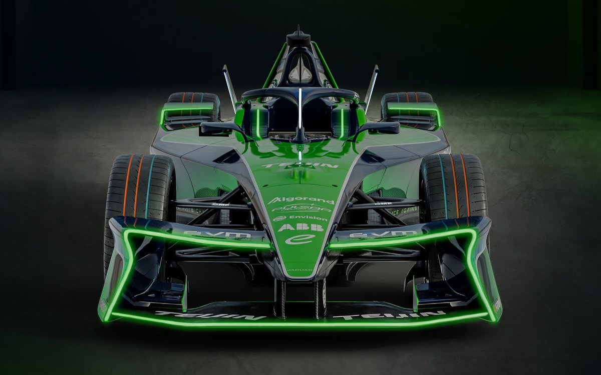 Evolution never stops ⚡ A first look at the GEN3 Evo - the fastest accelerating single-seater on the planet! 🔜 Arriving for Season 11 … but already looking good in green! 🟢