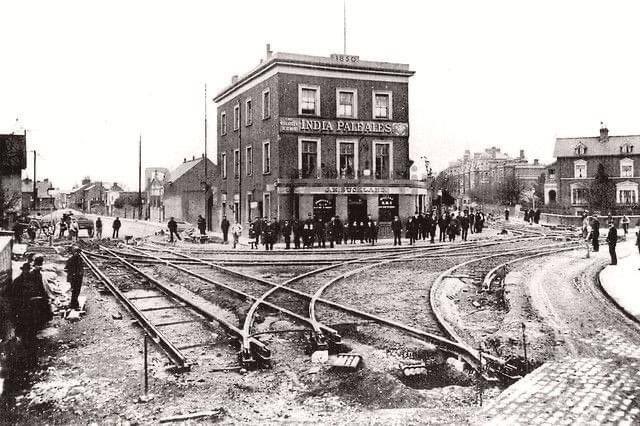 A photograph of Erith taken in 1904 of 
Track laying outside the Wheatley Arms in Bexley Road.