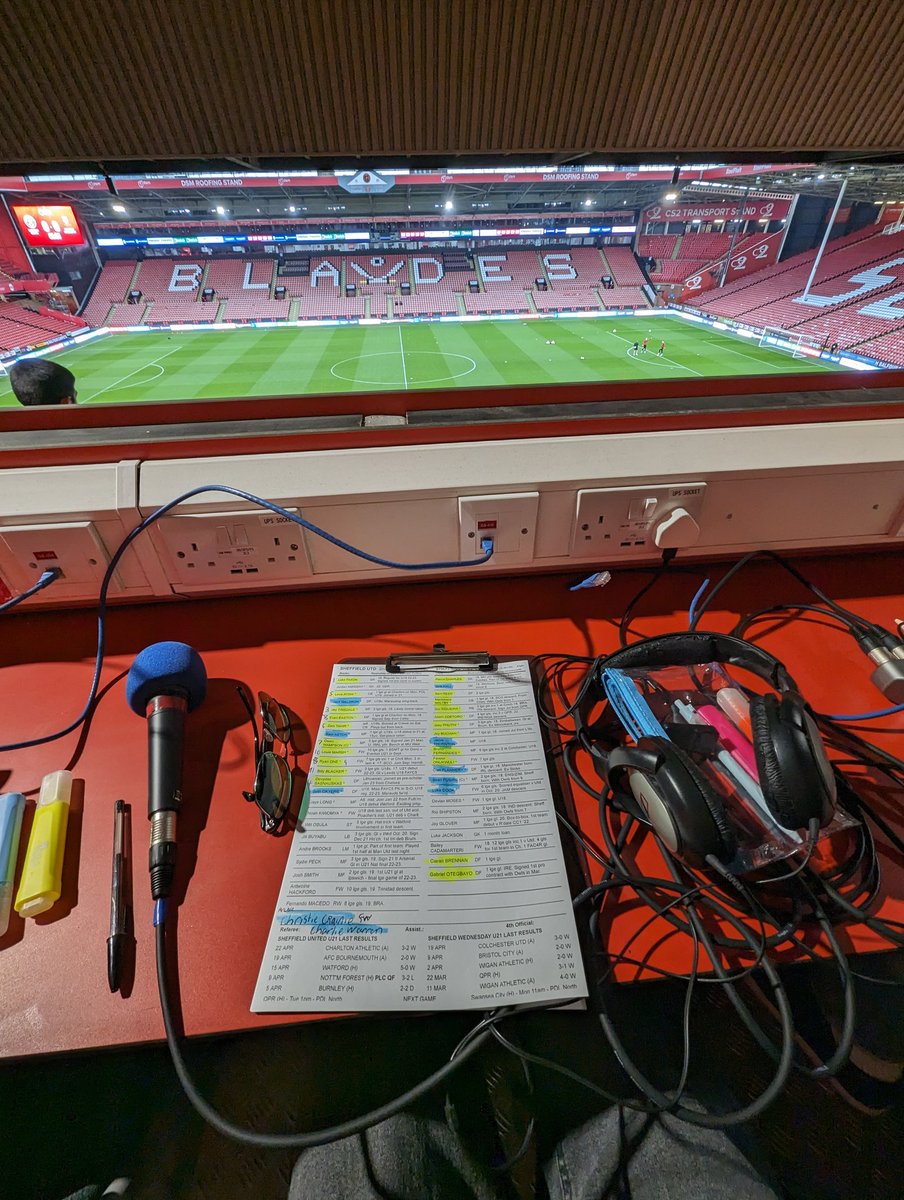 For the final time for a while I will be commentating on the U21 Steel City derby at the Lane with @footballforum_ and @josephhadster along side.