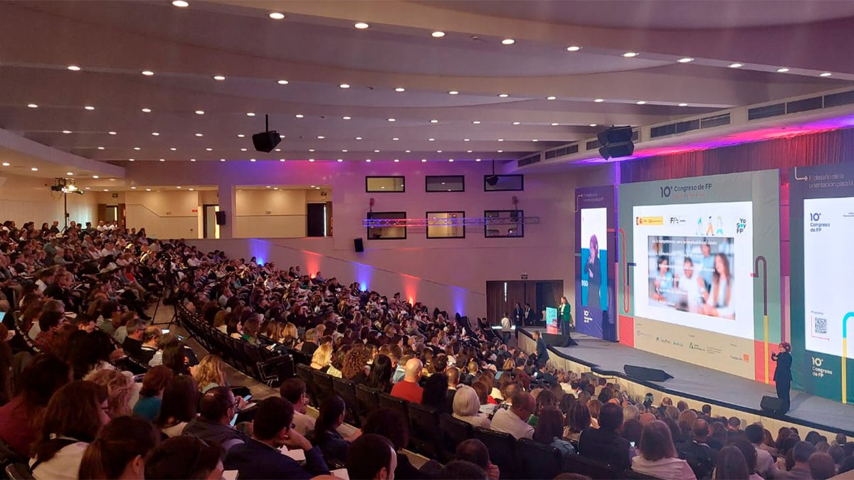 📰 La #Orientación protagonista del 10º Congreso de #FP

🔹 <a href="/fp_empresa/">FPEmpresa</a> y <a href="/CABK_Dualiza/">CaixaBank Dualiza</a> han celebrado este jueves la primera jornada del #10CongresoFP en el <a href="/fibesevilla/">Fibes Sevilla</a>.

#FP #FPcuéntalo

¡Lee más! ⬇️
fpempresa.net/noticias/la-or…