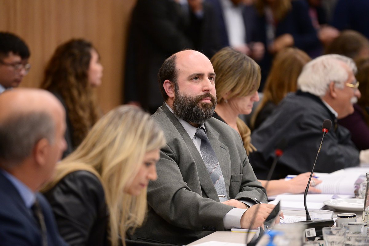 NicolasEmmaOK's tweet photo. En el Plenario de Comisiones de Legislación General, Asuntos Constitucionales y Presupuesto y Hacienda.

¡VLLC!
#SOMOSLIBERTARIOS 
@JMilei @LibertarioCABA https://t.co/zghTWb0OW7