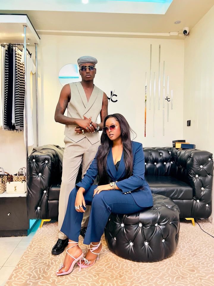 JC_KGL's tweet photo. Outfit on point, game on lock 🔐 #Davisd & #BigC 🎯 outfit from #JCcollection🔥 https://t.co/wlOUINcPJL
