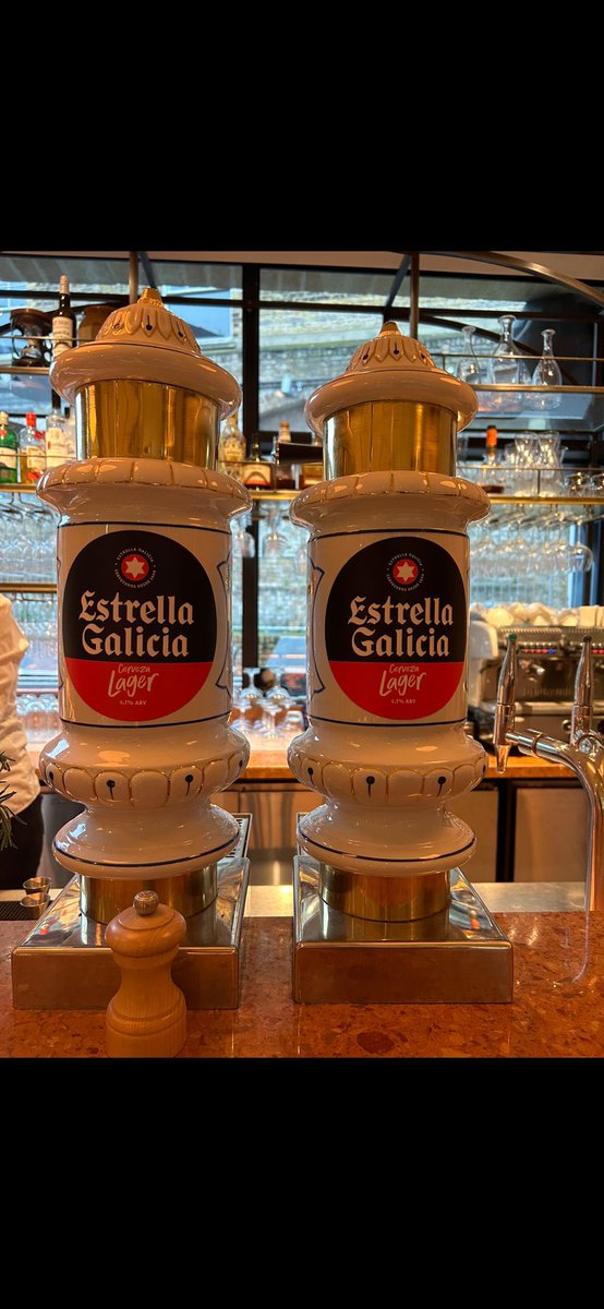 LHancy13's tweet photo. @RepublicOfWales 👌🏻👌🏻🍺🇪🇸 https://t.co/Syg6T6iB5M