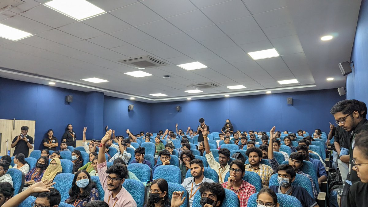 Held a @Filecoin @fvmdev @IPFS
workshop at VJIET Hyd   

Amazing crowd & 
energetic session with 100+ attendees  
#BUIDL in #web3 
Exploring #FVM 

Looking forward to the innovations!  
Thanks to @FilFoundation @protocollabs

Thank you VNR VJIET for hosting us!