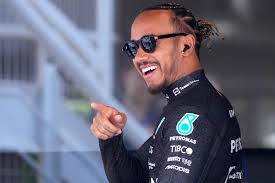 Statscentral1's tweet photo. Rome Odunze -> Lewis Hamilton https://t.co/UbAYWo8hBB