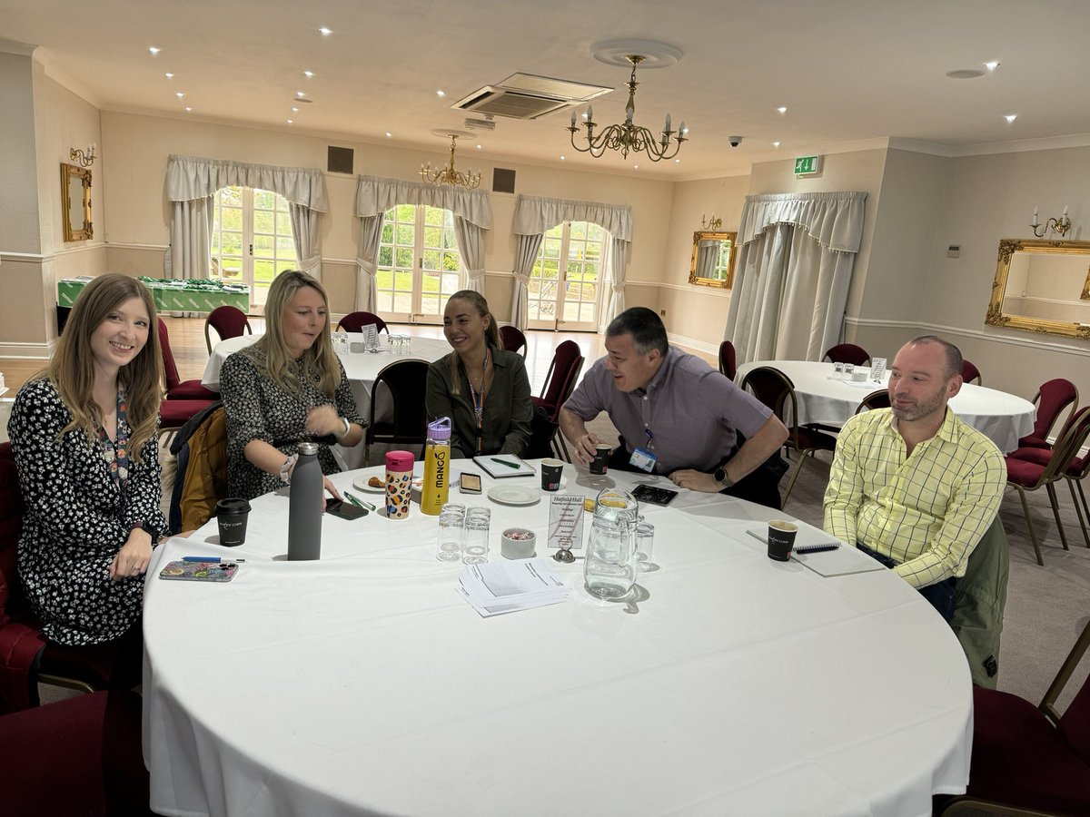 Blackyclawson's tweet photo. Cancer Strategy event today with amazing colleagues from across the whole district #collaboration  .@DosMyht @MidYorkshireNHS @Miss_KeelyR @Chrisevans29 https://t.co/kg78HarGzN