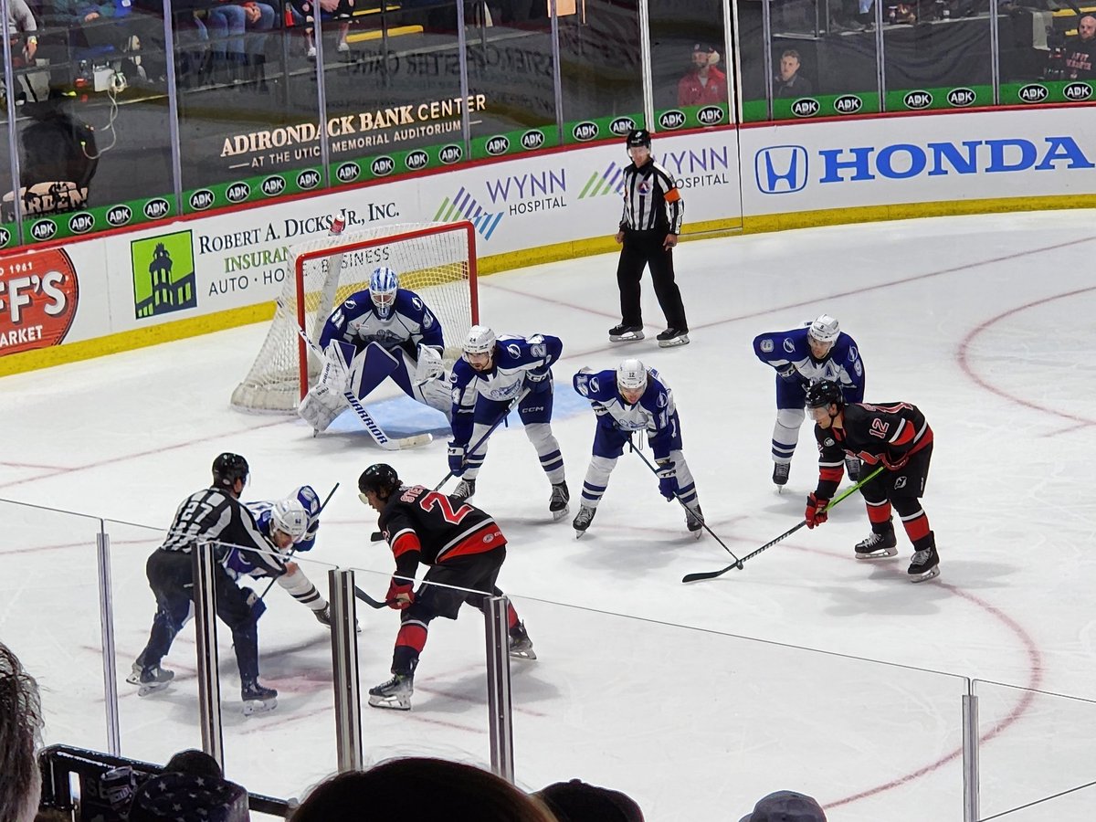 steveexplore's tweet photo. 🏒We love Utica Hockey! @UticaComets @TheAHL 
#hockey #uticacomets https://t.co/LZjnWbzQcL