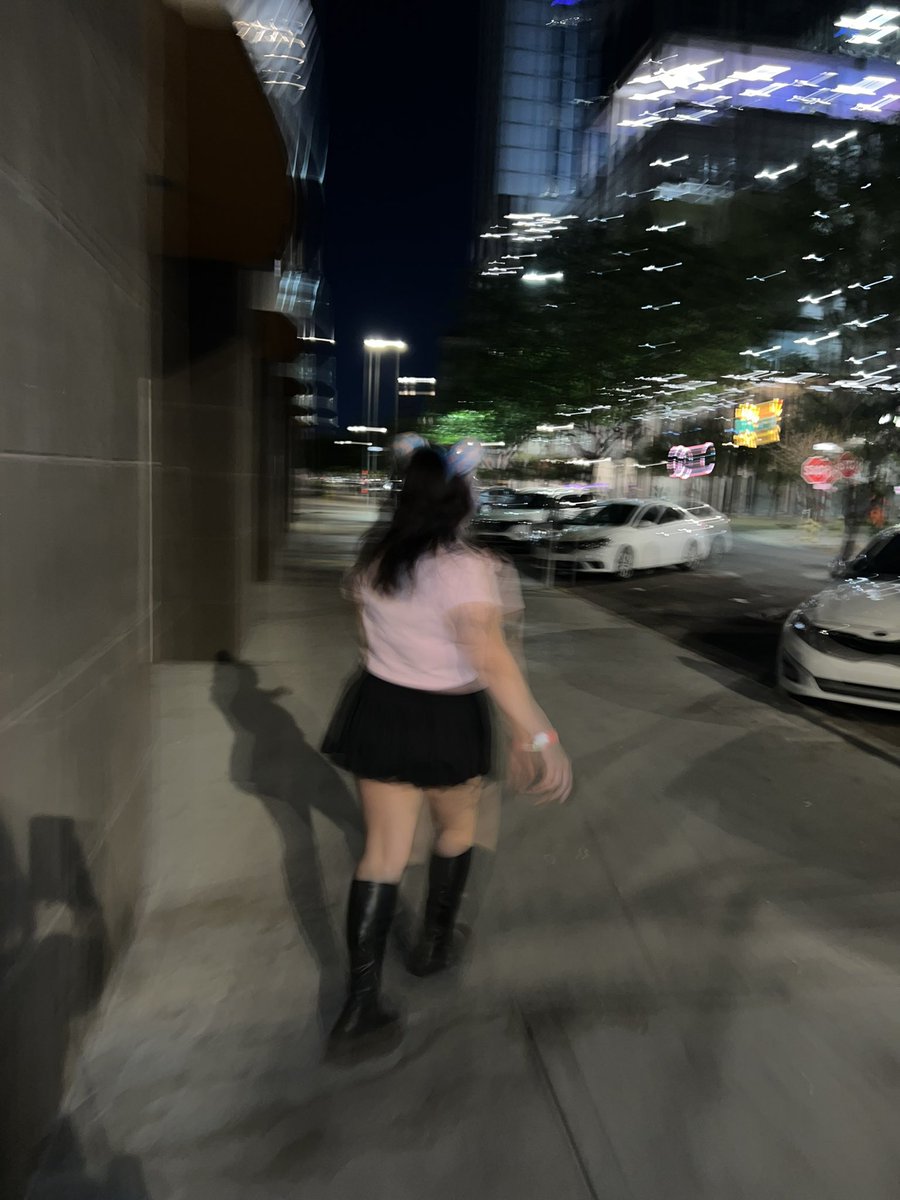 Absolutely_Yoo's tweet photo. me on my way to the Yameii show https://t.co/0aZFgiQ2lC