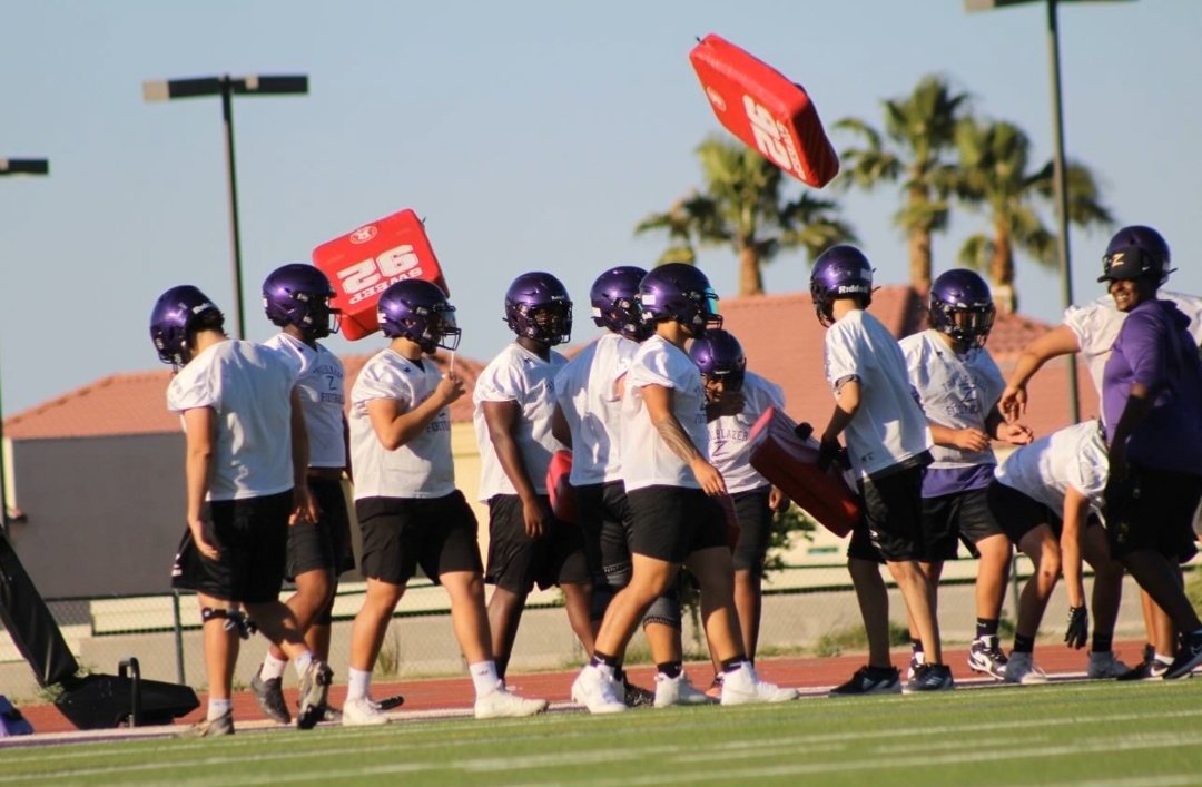 Spring is in the air, and work is in session! @DHSTBFB 
'All In or In the Way'
------------------------------------
#DHS #highschool #football #LasVegas #Spring2024 #springball #passrush 
#Nevada #sports #defensiveline #NFLDraft