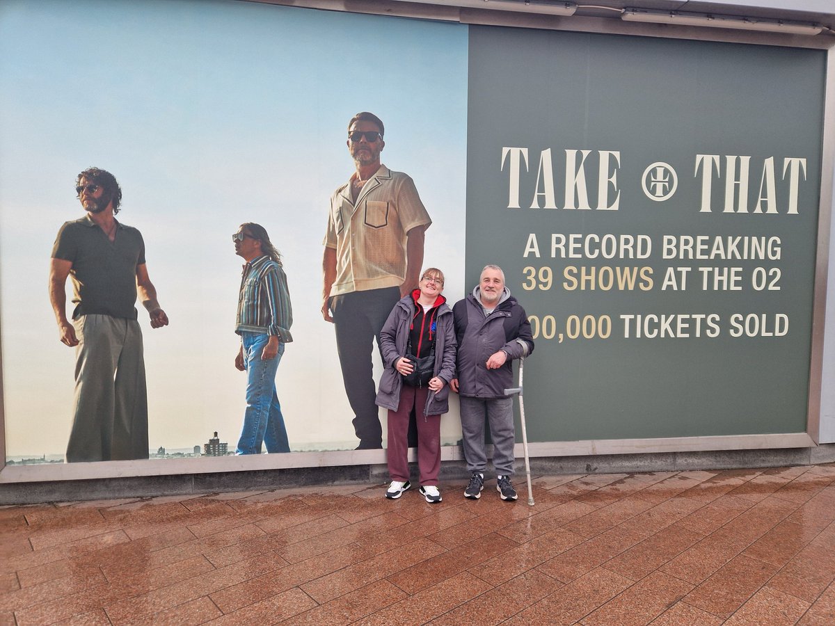 Can't wait for tonight <a href="/GaryBarlow/">Gary Barlow</a> <a href="/takethat/">Take That</a>