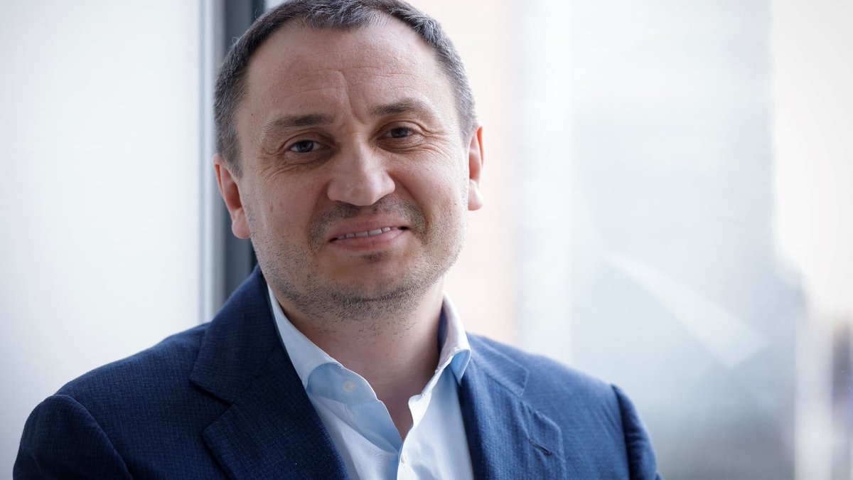 BFMTV's tweet photo. Ukraine: le ministre de l'Agriculture, suspecté de corruption, présente sa démission https://t.co/Bz2RsxLhXp https://t.co/pQVJrVBgGh