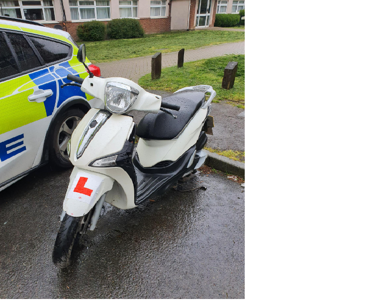 The Safer Neighbourhood Team has been out and about patrolling the streets of Epsom and Ewell. 👮 👮‍♂️ 🚔 🚨 Another seized stolen motorbike recovered in the vicinity of Colne Court, Ewell. #EPSOMANDEWELLBEAT