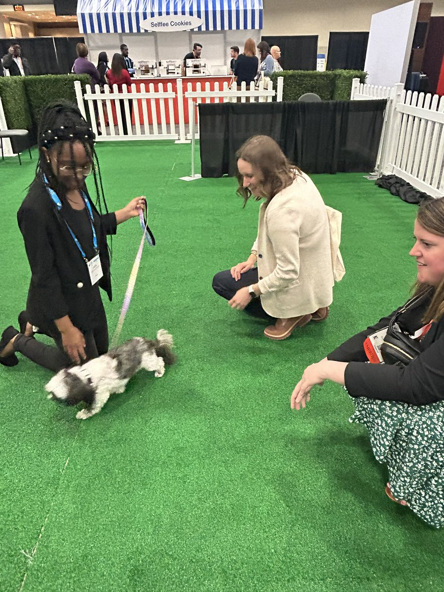 Make sure you stop by the Zen Den for yoga, meditation & puppies! #ONSCongress @oncologynursing