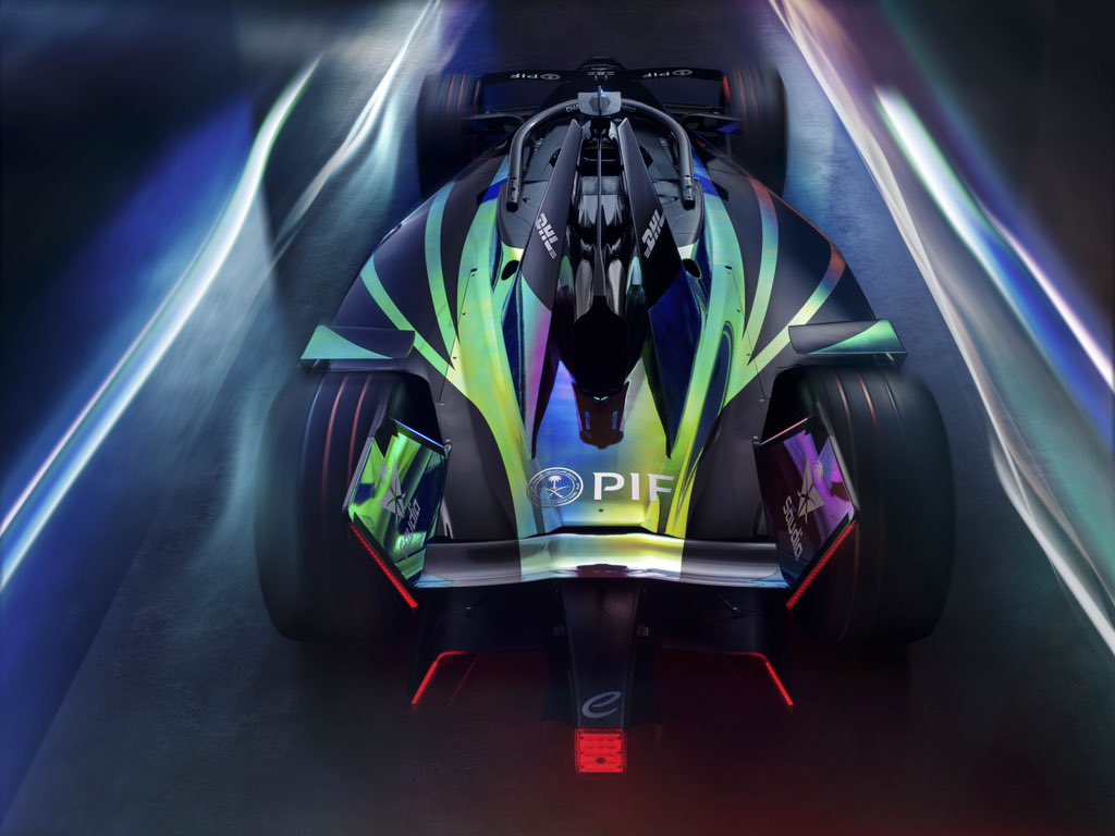 Auto_Taste's tweet photo. Formula E unveil their new evolution of race car; the GEN3 Evo

It’s the fastest FIA Single seater car, going from 0-60mph in 1.8s

#FormulaE #MonacoEPrix #GEN3Evo https://t.co/nQsG4CUAZG