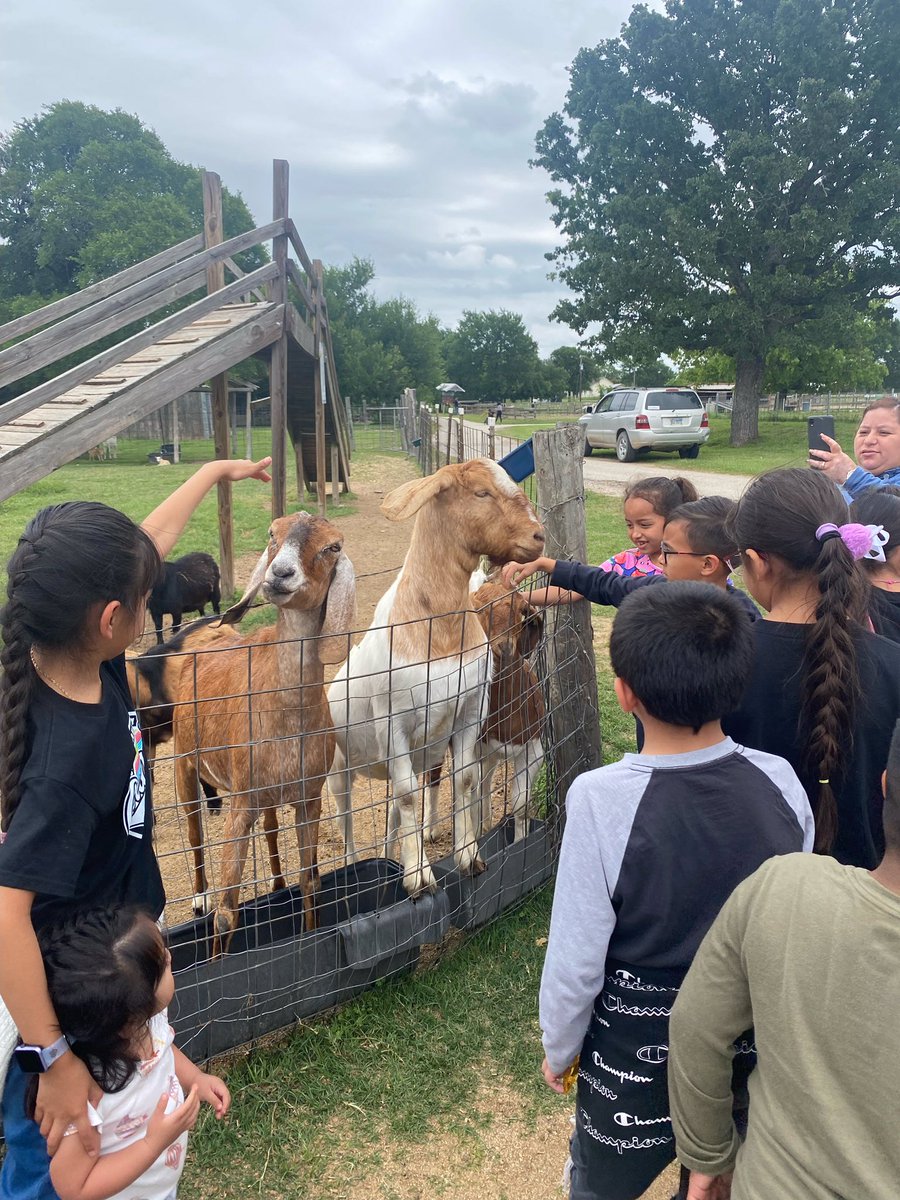 CreedmoorES tweet media